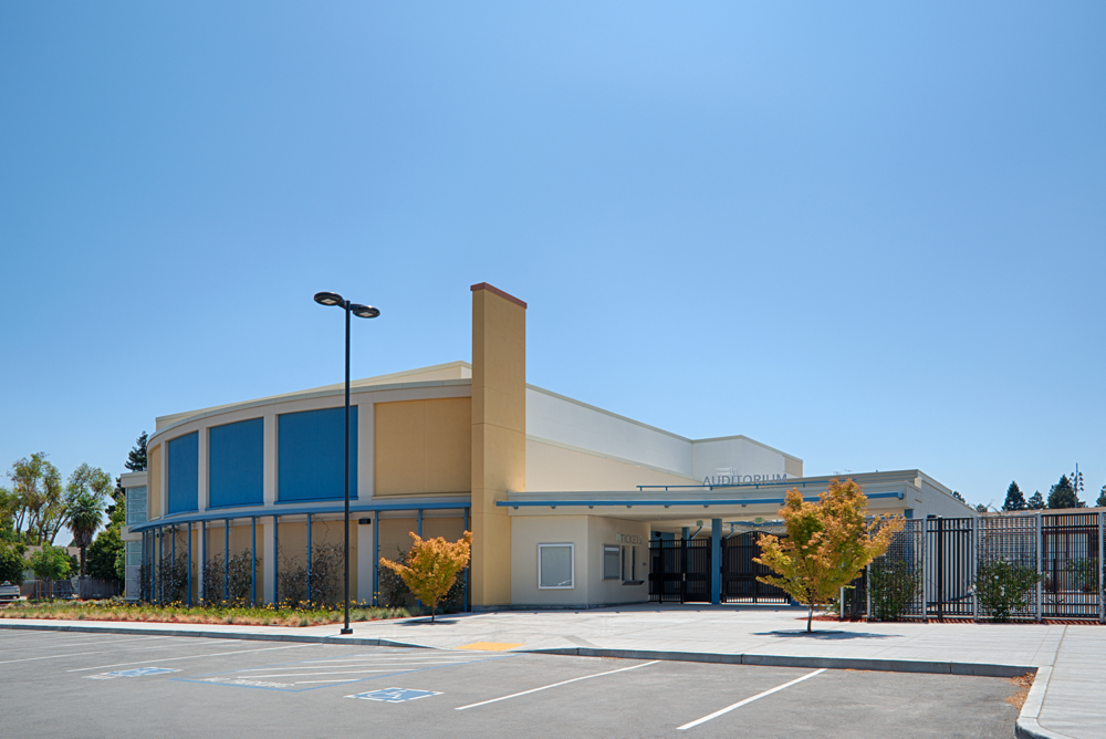 Mountain View Whisman School District facility.